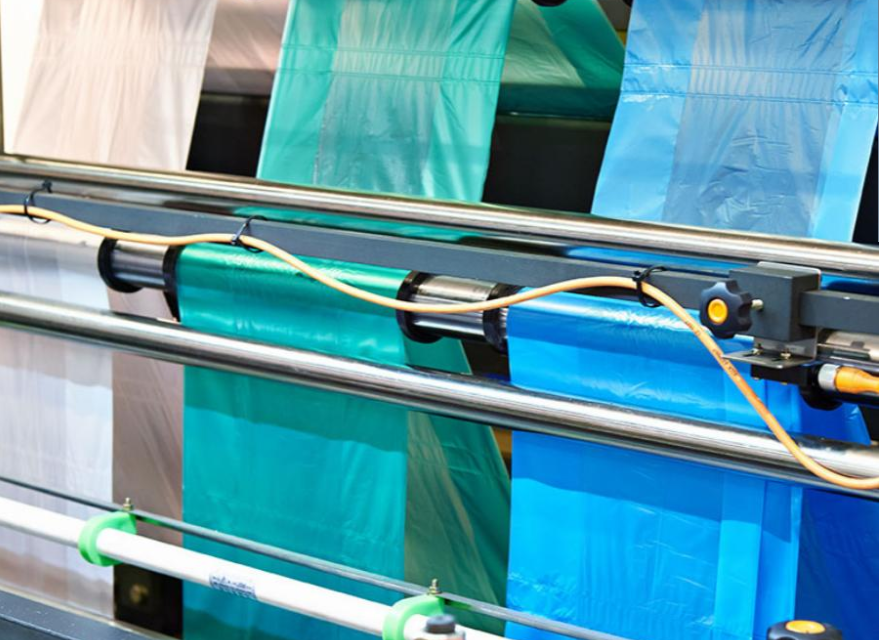 注塑機(jī)、擠出機(jī)、吹膜機(jī)和吹塑機(jī)對(duì)中解決方案